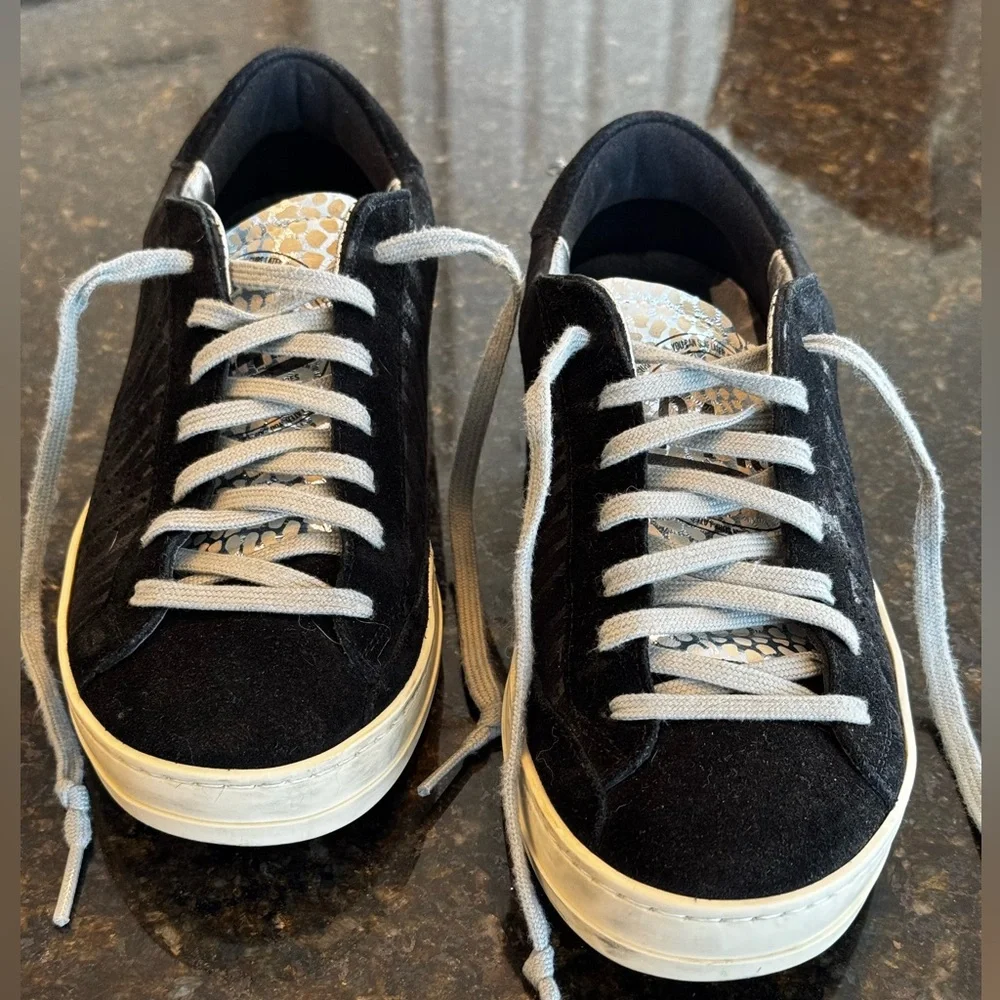 P448 Zebra Iridescent Low-Top Sneakers EU 36